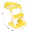 Toilette mit Treppenabgang gelb