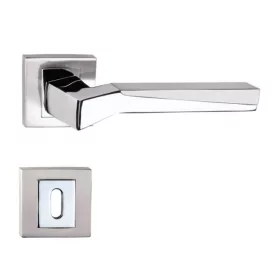   BB-Türgriff aus Chrom-Satin-Nickel mit quadratischer Rosette