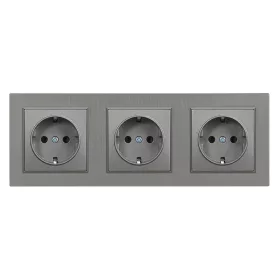   Nova III – geerdeter Stecker mit grauem, gebürstetem Rahmen